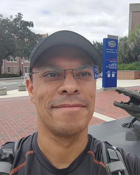 Aluno da M60 estudando fora